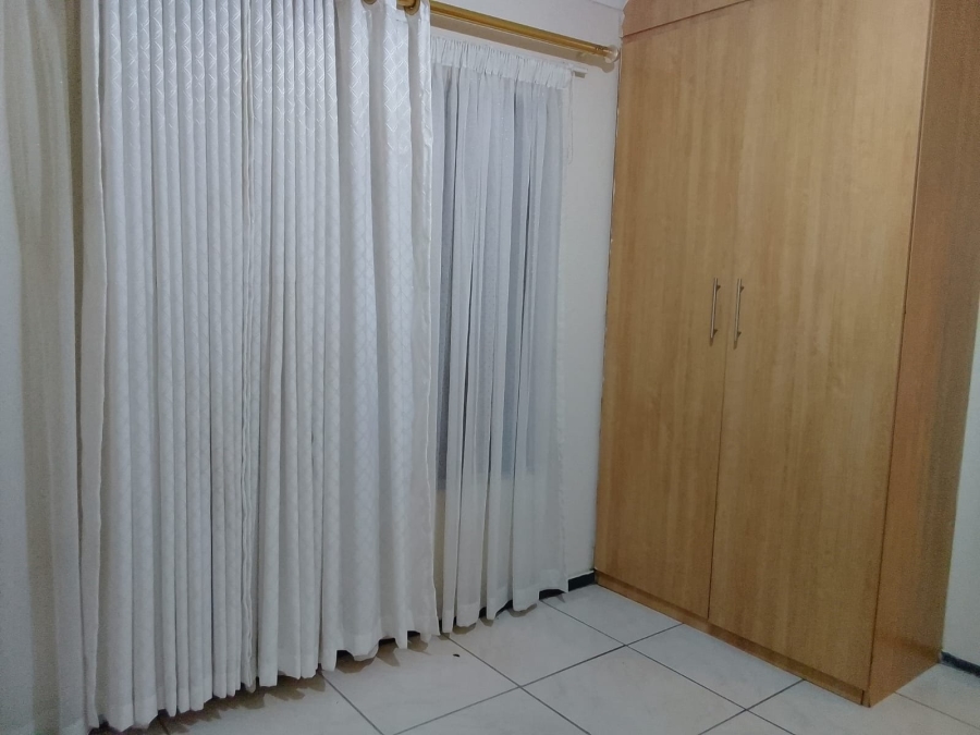 To Let 3 Bedroom Property for Rent in Tlhabane West North West